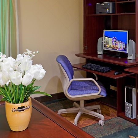Holiday Inn Express & Suites Carneys Point - Pennsville By Ihg Bagian luar foto