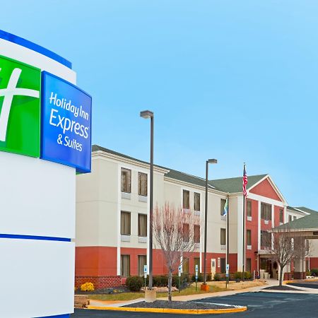Holiday Inn Express & Suites Carneys Point - Pennsville By Ihg Bagian luar foto