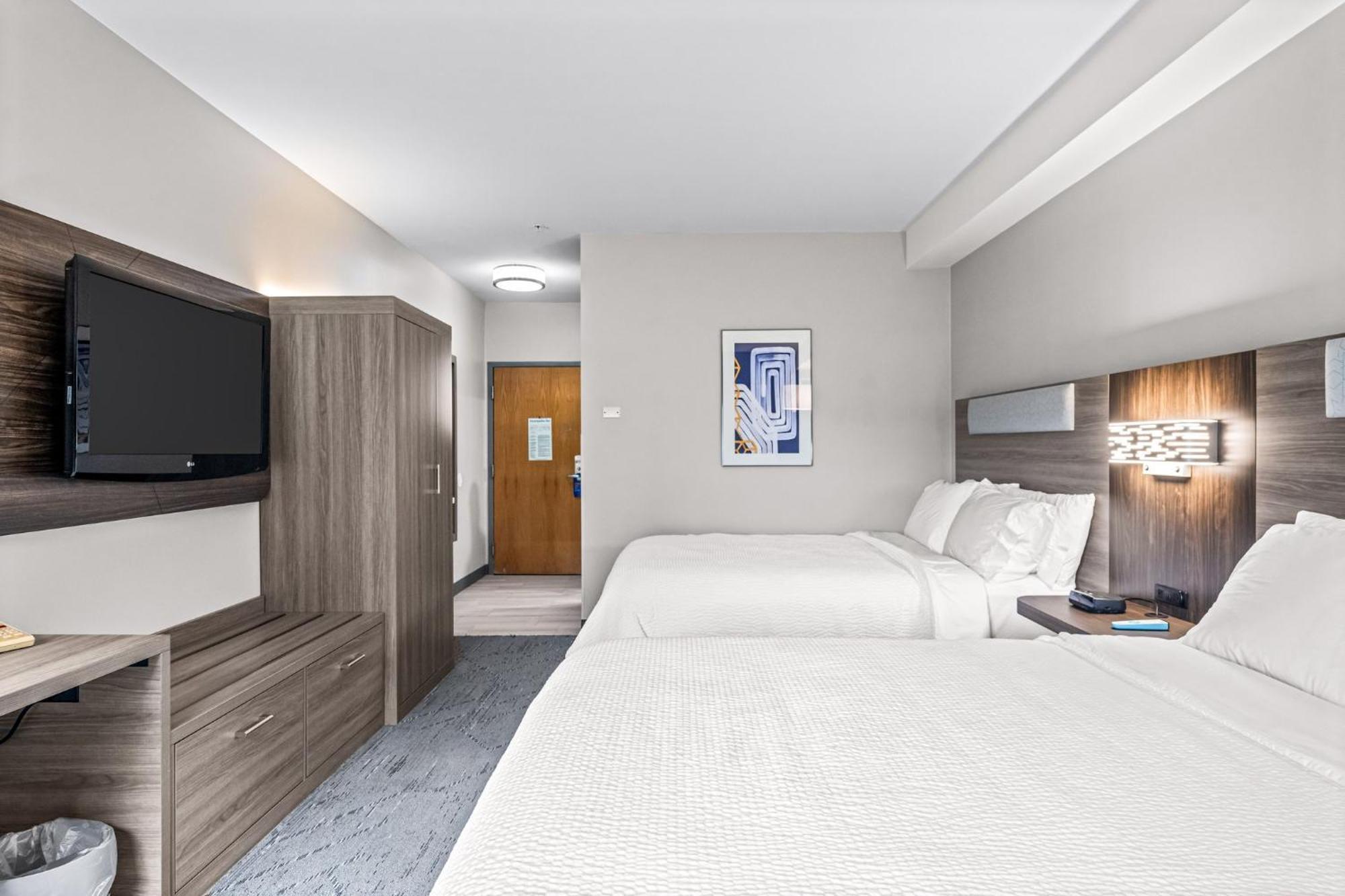 Holiday Inn Express & Suites Carneys Point - Pennsville By Ihg Bagian luar foto
